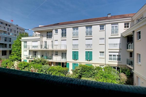 APPARTEMENT RUEIL-MALMAISON PLATEAU 2 PIECES 1 CHAMBRE 2ÈME ÉTAGE, BALCON, PARKING
