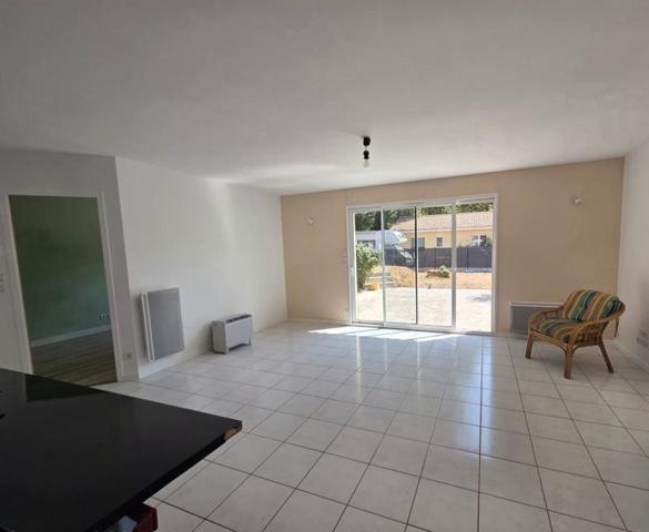 Maison à vendre 161 250 € Saint-Seurin-sur-l'Isle 4 p 78 m² DPE C