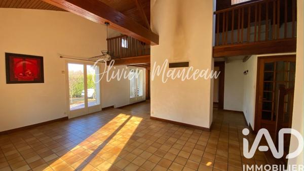 Maison à vendre 5 pièces 145 m² Les Herbiers
