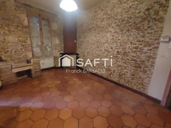 GRAND APPARTEMENT EN REZ DE CHAUSSEE AVEC JARDIN