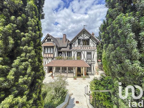 Maison à vendre 16 pièces 360 m² Saint-Maur-des-Fossés