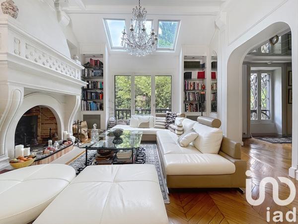 Maison à vendre 16 pièces 360 m² Saint-Maur-des-Fossés