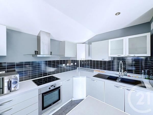Maison à vendre  8 pièces - 132 m 2   DANJOUTIN  - 90