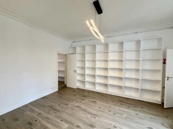 Bureaux à louer à PARIS 75003