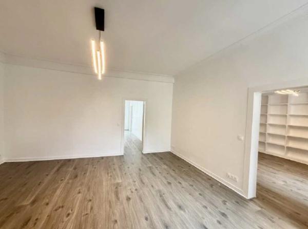 Bureaux à louer à PARIS 75003
