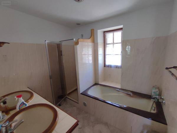 Maison de ville à vendre à Oraison dans les Alpes-de-Haute-Provence (04700), ref : 1596