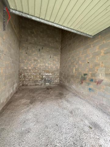 GARAGE FERME - Nous vous proposons un garage spacieux ...