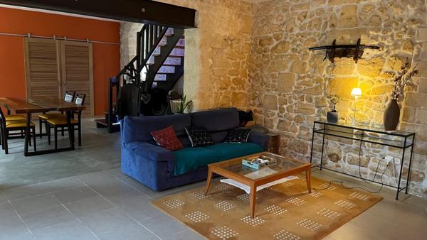 Ancienne bergerie de 165m² sur 5000m² de terrain