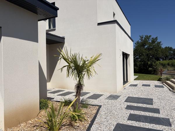 Maison à JUIGNE SUR LOIRE (49610)