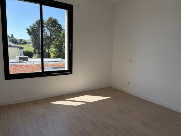 Maison à JUIGNE SUR LOIRE (49610)