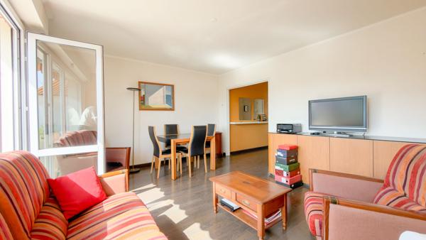 Appartement 3 pièce(s) 68.51 m2 au dernier étage avec ascenseur