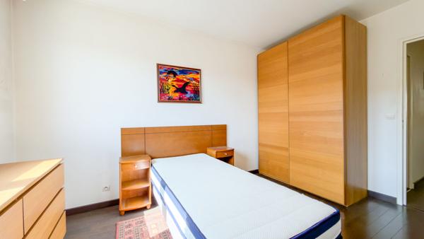 Appartement 3 pièce(s) 68.51 m2 au dernier étage avec ascenseur
