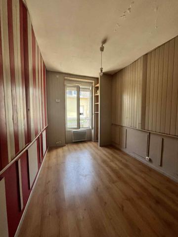 Maison 5 pièces - 277 m²