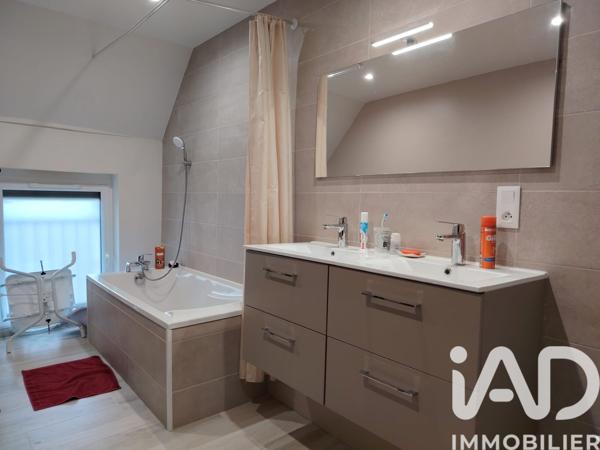 Maison à vendre 6 pièces 217,65 m² Coulonges-sur-Sarthe