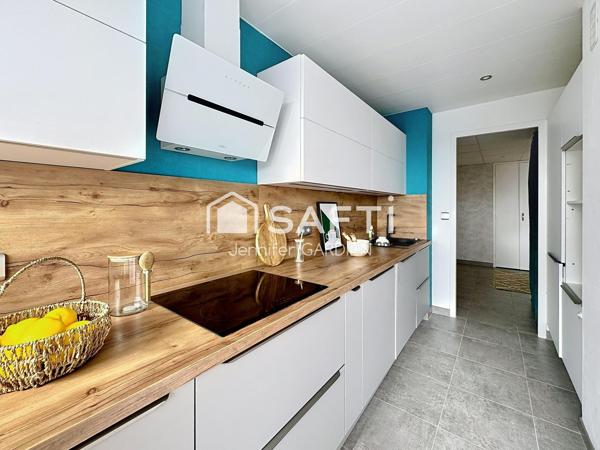 TRES JOLI T4 RENOVE - SUR BLANQUEFORT PROCHE DU PARC MAJOLAN -  - 3 CHAMBRES - 2 BALCONS - GRANDE CAVE