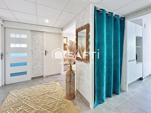 TRES JOLI T4 RENOVE - SUR BLANQUEFORT PROCHE DU PARC MAJOLAN -  - 3 CHAMBRES - 2 BALCONS - GRANDE CAVE