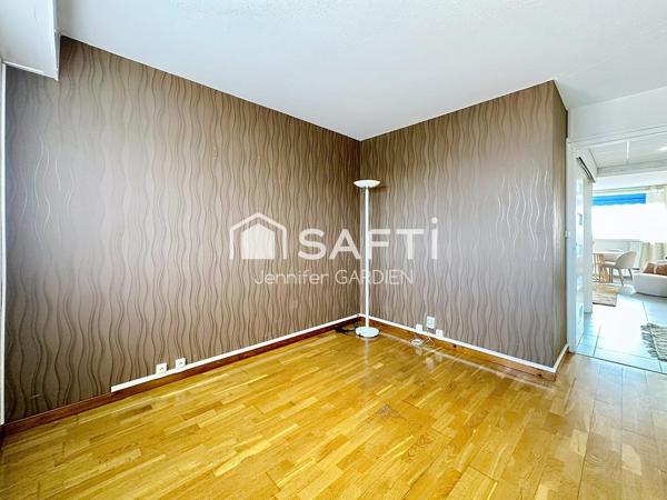 TRES JOLI T4 RENOVE - SUR BLANQUEFORT PROCHE DU PARC MAJOLAN -  - 3 CHAMBRES - 2 BALCONS - GRANDE CAVE