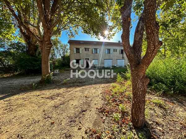 Propriété Robion 1000 m2