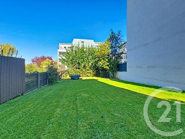 Appartement F4 à vendre  4 pièces - 76,15 m2 LE KREMLIN BICETRE - 94
