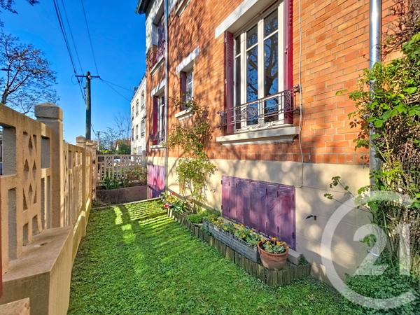 Appartement F4 à vendre  4 pièces - 76,15 m2 LE KREMLIN BICETRE - 94