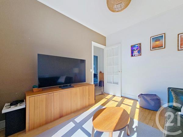 Appartement F4 à vendre  4 pièces - 76,15 m2 LE KREMLIN BICETRE - 94