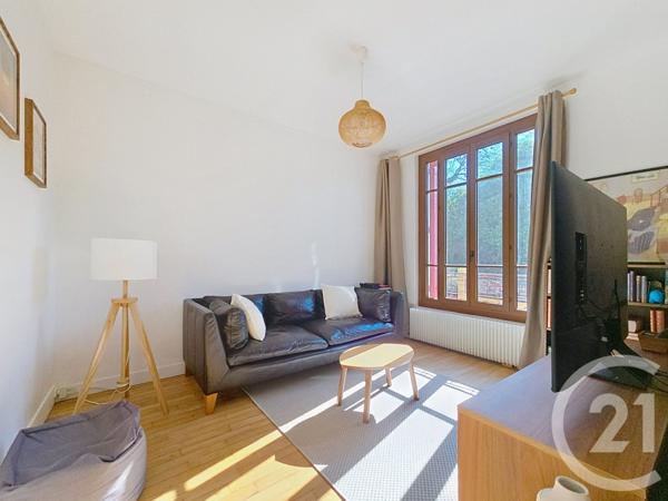 Appartement F4 à vendre  4 pièces - 76,15 m2 LE KREMLIN BICETRE - 94