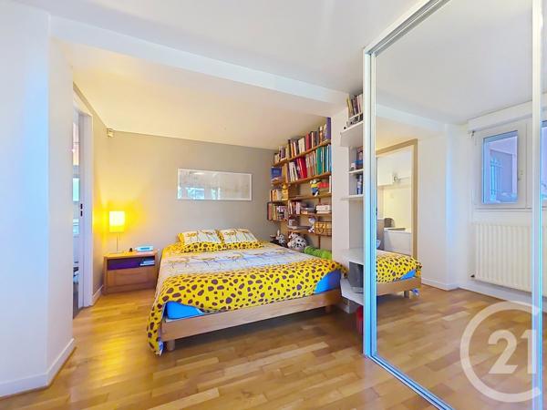 Appartement F4 à vendre  4 pièces - 76,15 m2 LE KREMLIN BICETRE - 94