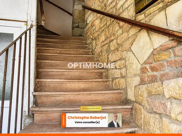 Très rare à Givry !! Immeuble de rapport de 5 appartements avec aménagement possible d'appartements supplémentaires