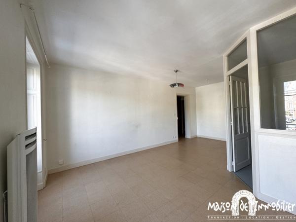 Location Studio - 25m² -* Centre-ville de JARNAC