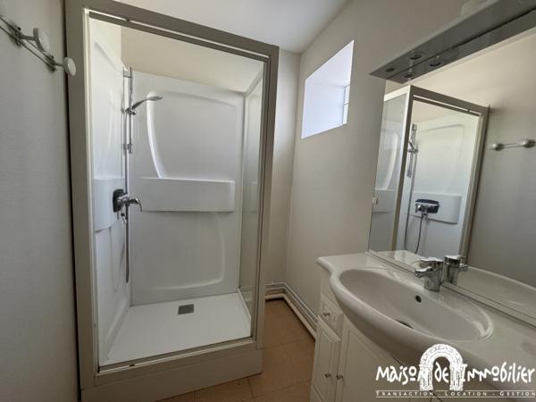 Location Studio - 25m² -* Centre-ville de JARNAC