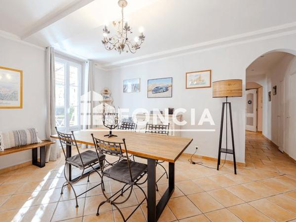 À vendre Appartement 5 pièces 172.97 m² - Hyères 83400