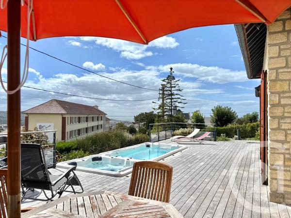 Maison à vendre  6 pièces - 136 m 2   TROUVILLE SUR MER  - 14