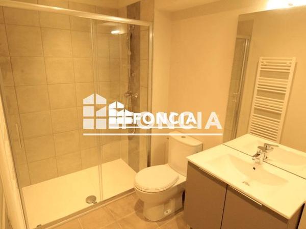 Location Appartement 2 pièces 47.5 m² - 19 BOULEVARD AMIRAL COURBET Nîmes 30000