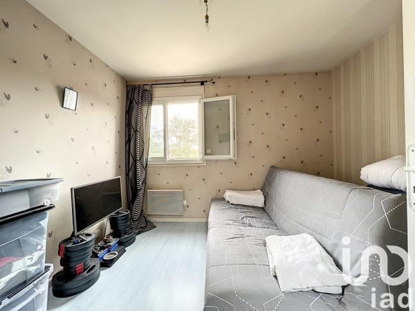 Appartement 4 pièces de 83 m² à Combs-la-Ville (77380)