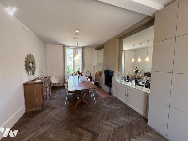 RARE A LA VENTE ORBEC MAISON DE CARACTERE AUX PRESTATIONS DE QUALITES AVEC TRES BEAU PARC ARBORE