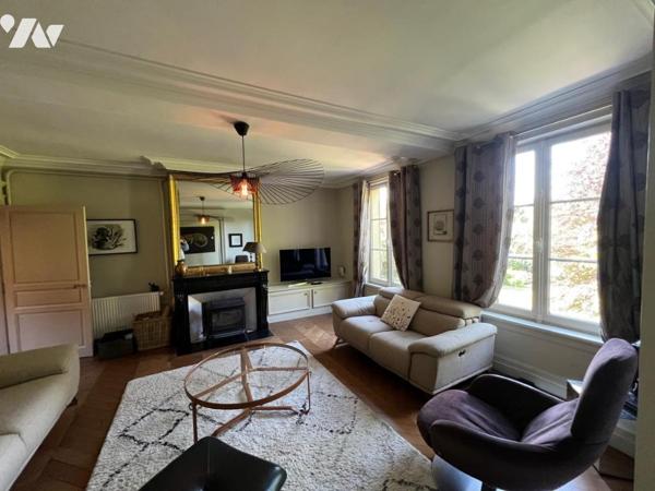 RARE A LA VENTE ORBEC MAISON DE CARACTERE AUX PRESTATIONS DE QUALITES AVEC TRES BEAU PARC ARBORE