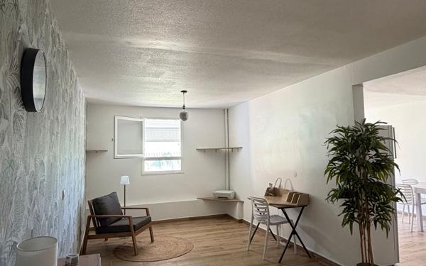 Appartement à louer    2 pièces •  Le Gosier