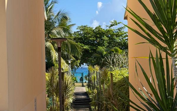 Appartement à louer    2 pièces •  Le Gosier