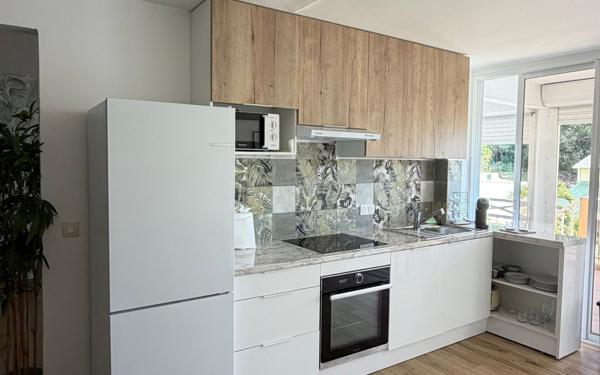 Appartement à louer    2 pièces •  Le Gosier