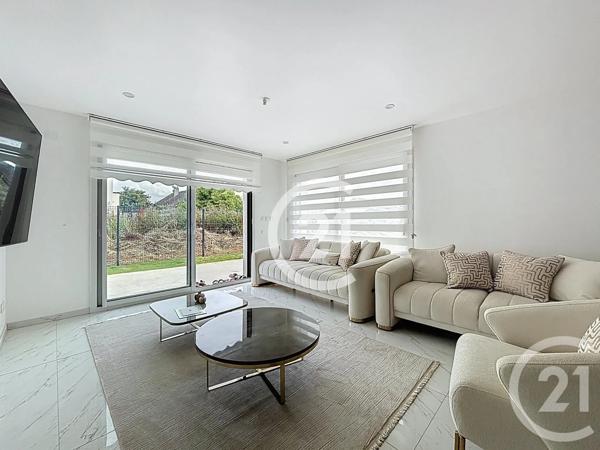 Appartement F5 à vendre  5 pièces - 118,16 m 2   CAEN  - 14