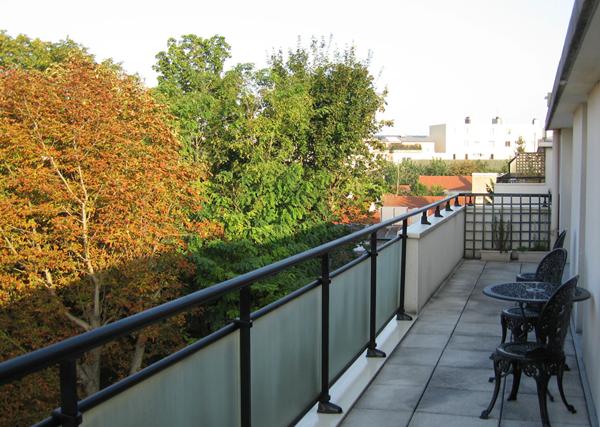 Appartement dernier étage Reims Sébastopol type 3 avec balcon et garage