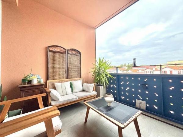 Bel appartement T2 au calme avec terrasse sur les hauteurs de St Esprit