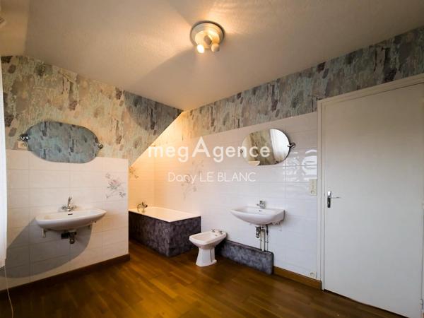 Maison à MAINVILLIERS, 28300 - 6 pièces 131m²