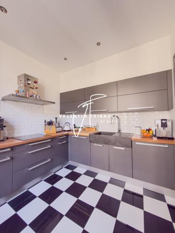 APPARTEMENT T5  – TERRASSE – POITIERS CENTRE VILLE (PLATEAU)