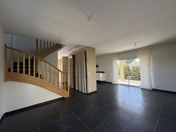 Maison 6 pièces en limite de Craponne