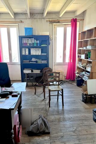 Maison Courcon 3 pièce(s) 181 m2,