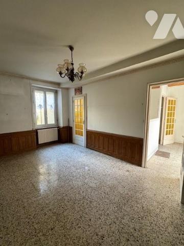 MAISON ANCIENNE A RESTAURER 