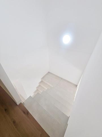 Maison entièrement rénovée avec 3 chambres, 1 bureau, terrasse et jardin aux portes des frontières !