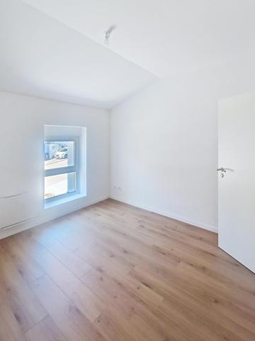 Maison entièrement rénovée avec 3 chambres, 1 bureau, terrasse et jardin aux portes des frontières !