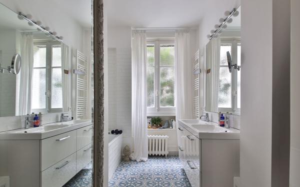 Appartement à vendre    4 pièces • 110,85 m2 Paris 16